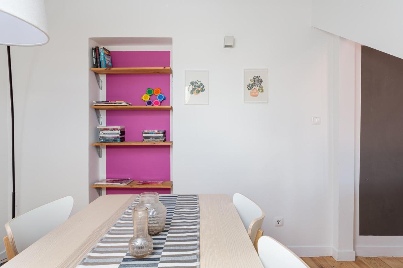 Joivy Stylish 2-bed Apt With Balcony In Lapa, 5mins To National Museum Of Ancient Art Apartamento