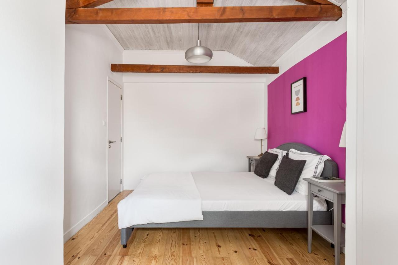 Apartamento Joivy Stylish 2-bed Apt With Balcony In Lapa, 5mins To National Museum Of Ancient Art